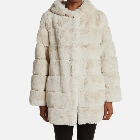 BCBGMAXAZRIA Cream Faux Fur Hooded Coat Size S - Picture 7 of 12